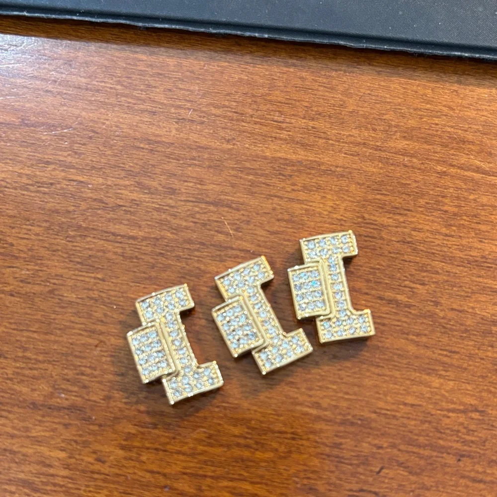 Invicta Montres Prestige Watch - Picture 2 of 2